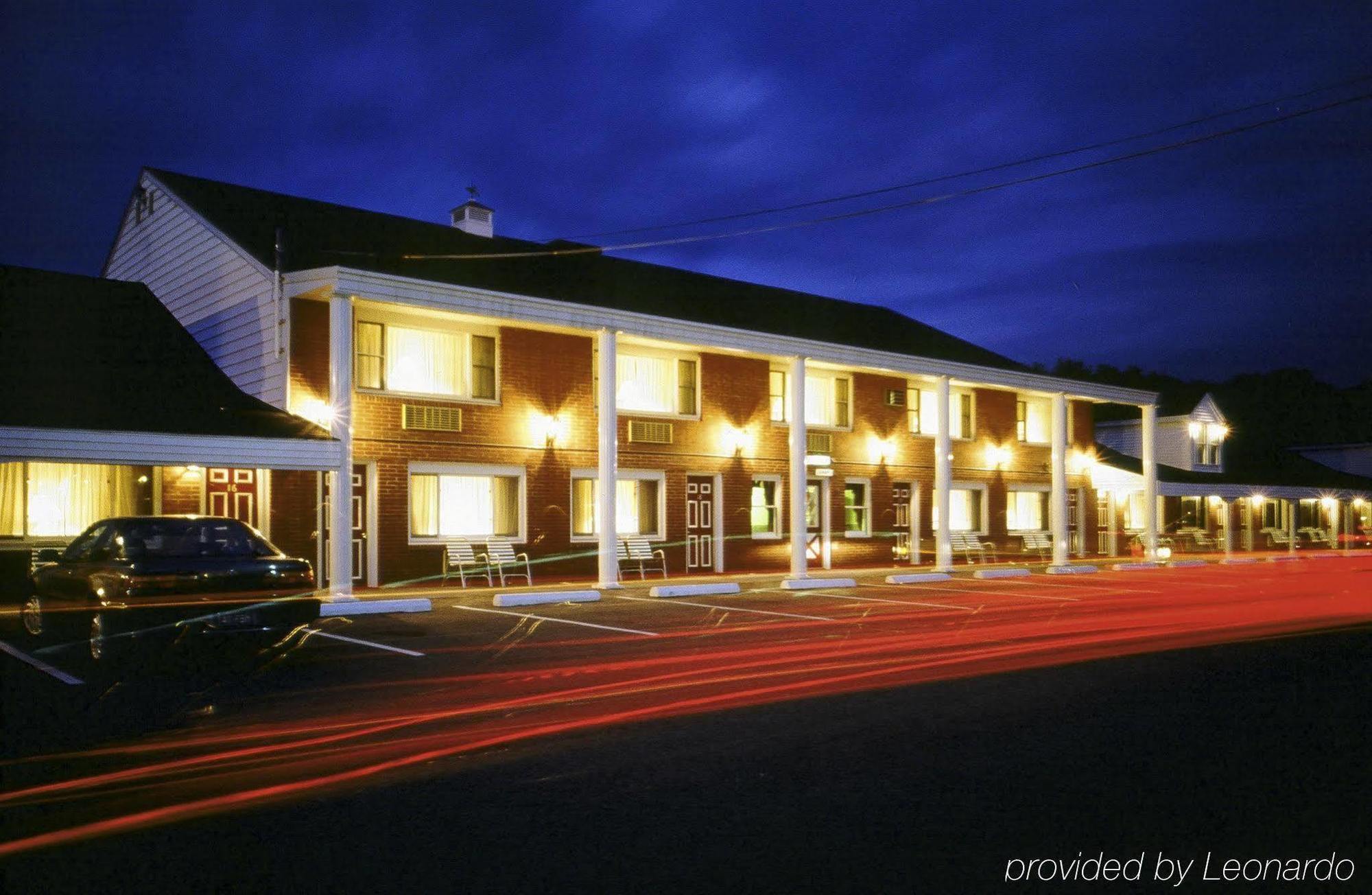 Coachman Inn Kittery Exterior photo